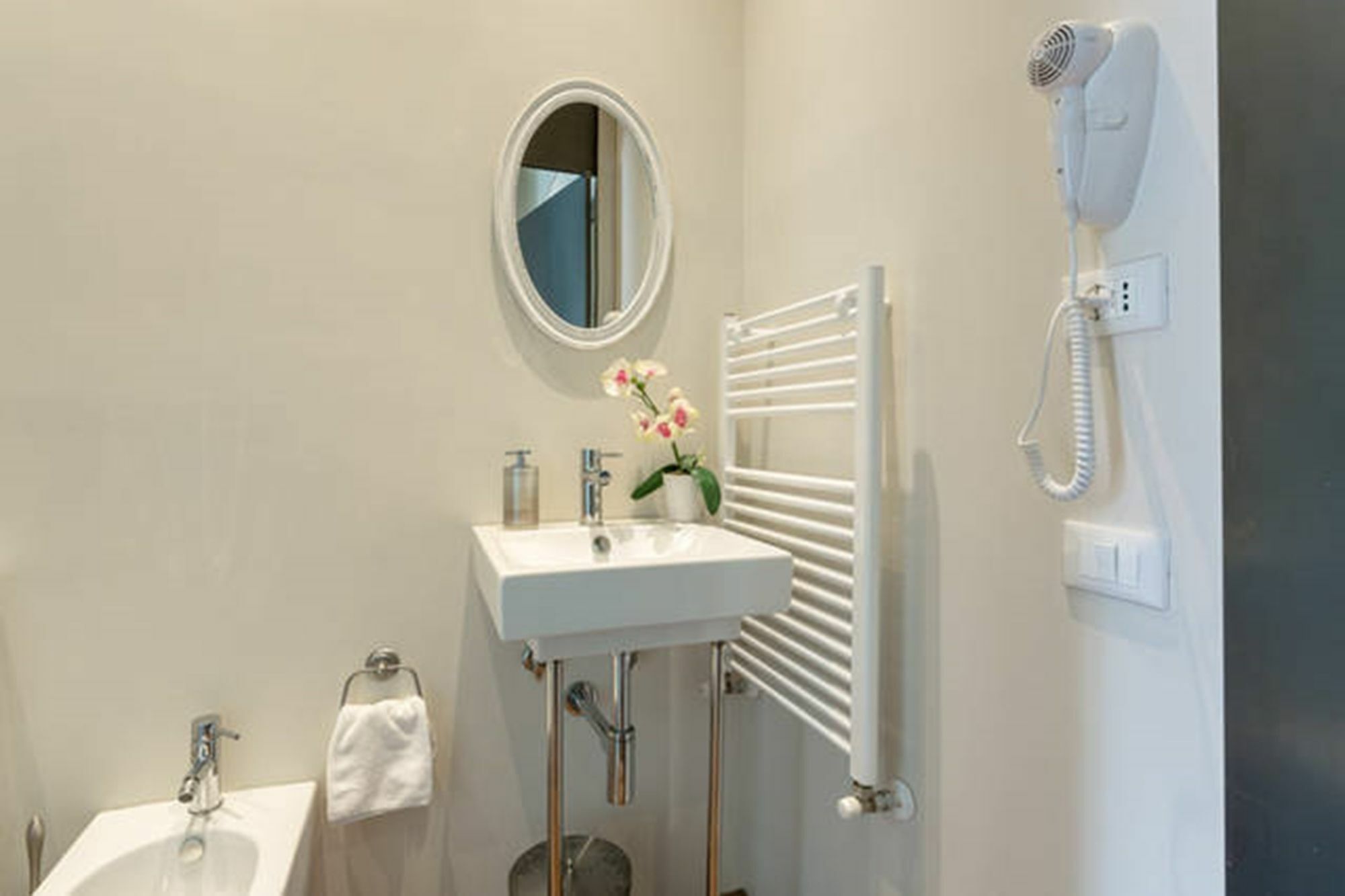5 Rooms Apartment For 7 People Near Coloseum Rome Luaran gambar